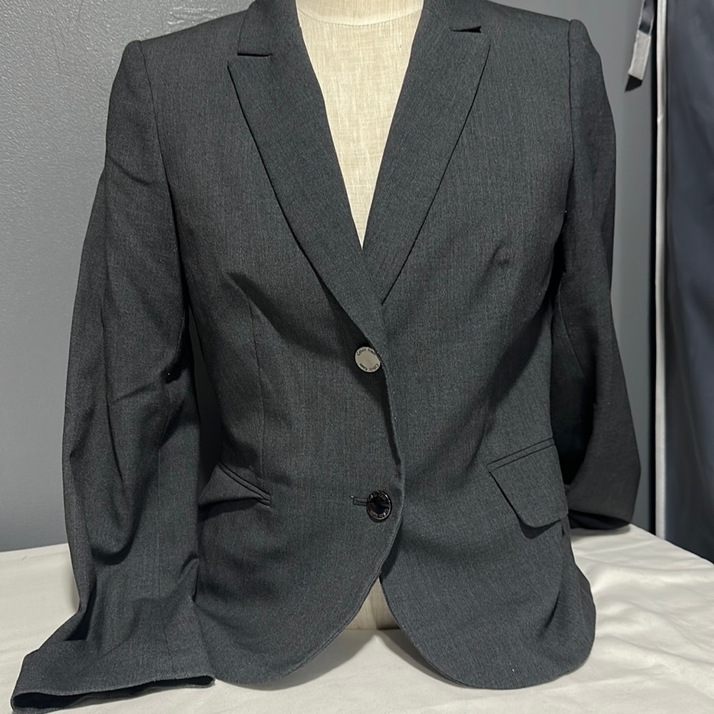 Blazer , gray petites